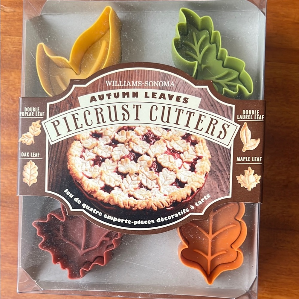 Williams Sonoma Leaf-Shaped Piecrust Cutters - Green, Yellow, Orange, Brown